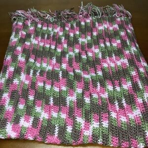 Cozy Multicolor Knitted Throw Blanket